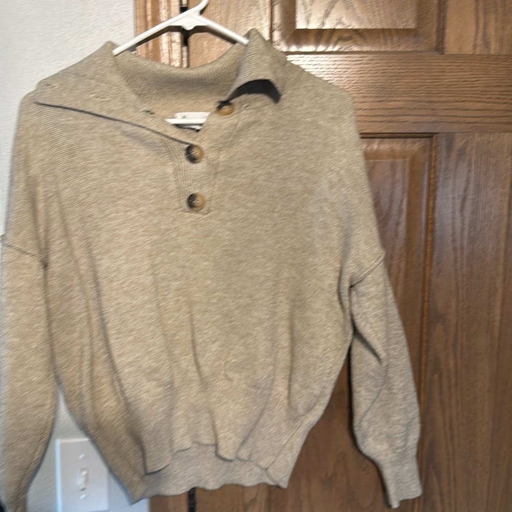 brown sweater